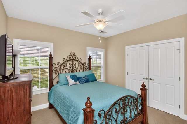 1027 Berkshire Blvd, Mount Juliet, TN 37122