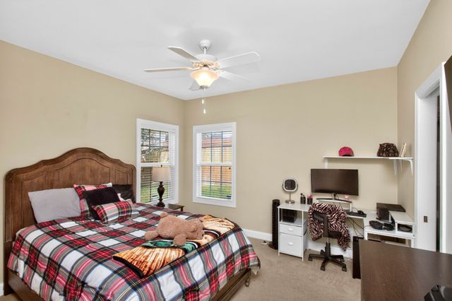 1027 Berkshire Blvd, Mount Juliet, TN 37122