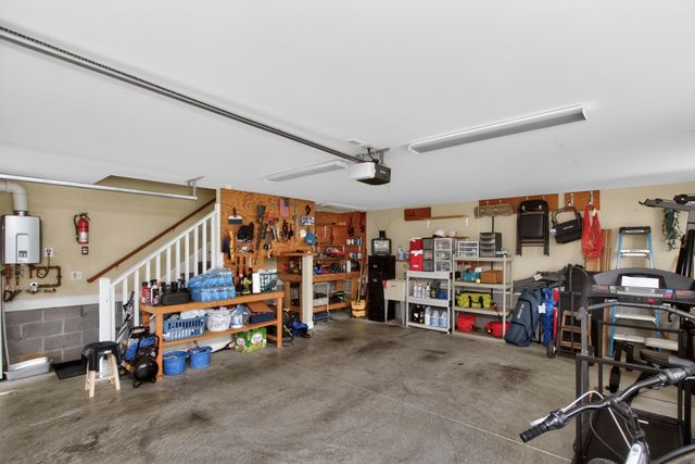 1027 Berkshire Blvd, Mount Juliet, TN 37122