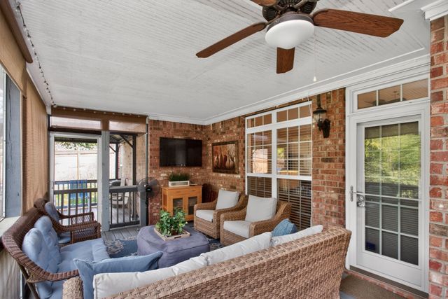 1027 Berkshire Blvd, Mount Juliet, TN 37122