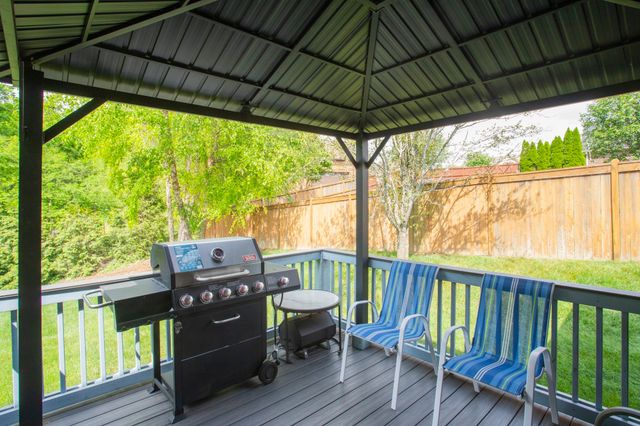 1027 Berkshire Blvd, Mount Juliet, TN 37122