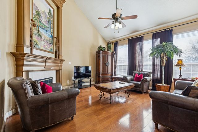 1200 Cedar Valley Drive, Irving, TX 75063