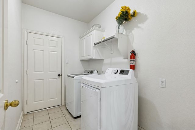 1200 Cedar Valley Drive, Irving, TX 75063