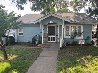 1027 Hollywood Avenue, Dallas, TX 75208