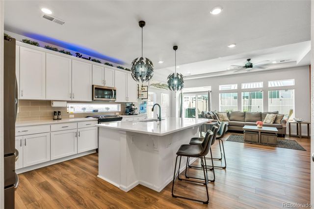 4074 N Picadilly Court, Aurora, CO 80019