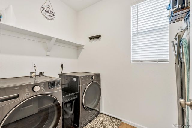 4074 N Picadilly Court, Aurora, CO 80019