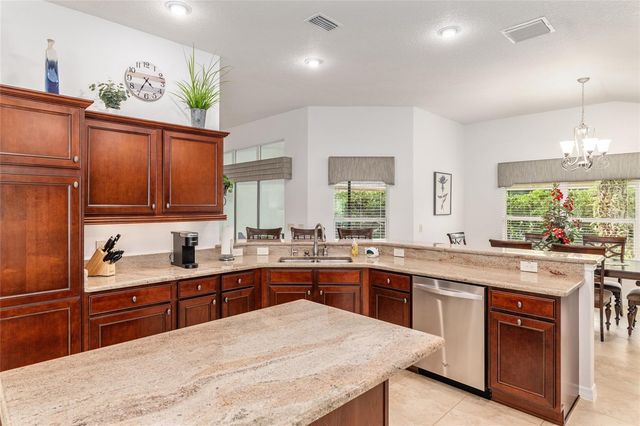 825 ULELAH STREET, The Villages, FL 32163