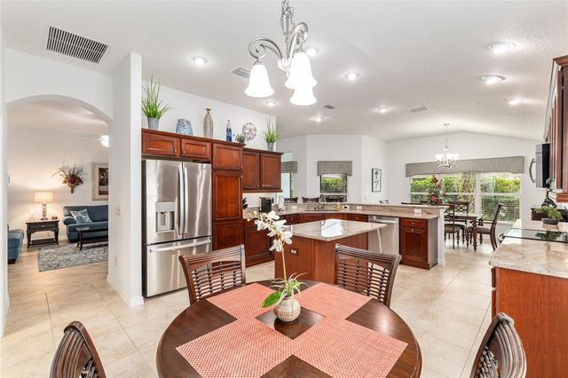 825 ULELAH STREET, The Villages, FL 32163