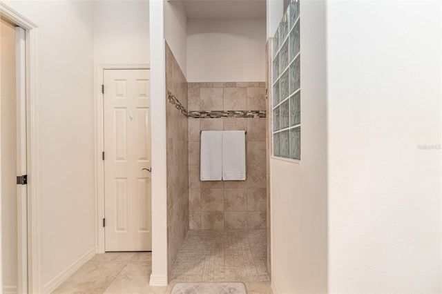 825 ULELAH STREET, The Villages, FL 32163