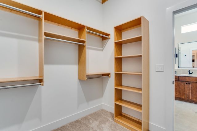 4734 N Saker Cir, Wichita, KS 67219