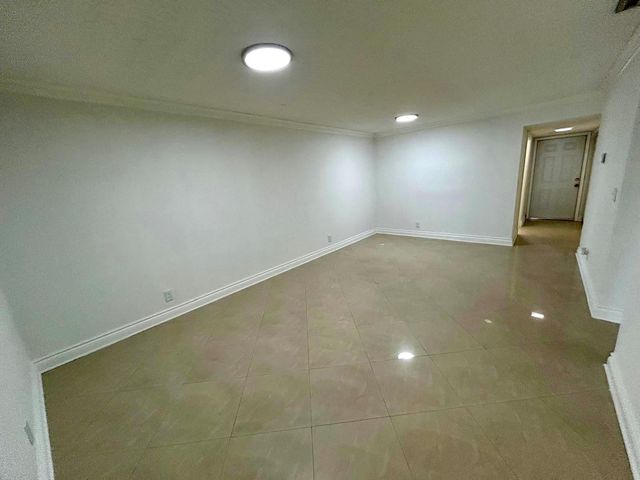 7931 Southgate Boulevard E8, North Lauderdale, FL 33068