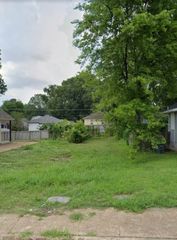 1960 SOUTHERN AVE, Memphis, TN 38104