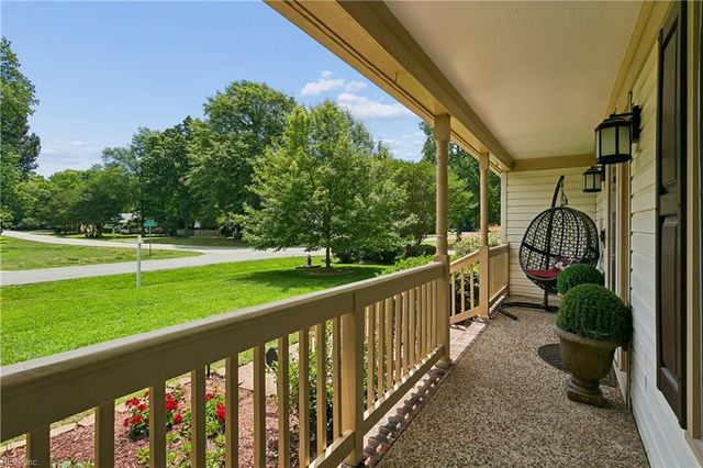 101 Cranwood CT, Yorktown, VA 23693