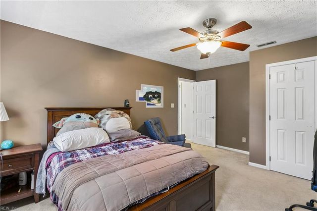 101 Cranwood CT, Yorktown, VA 23693