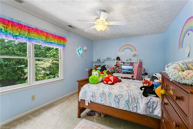 101 Cranwood CT, Yorktown, VA 23693