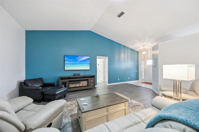 27308 RACQUET CIRCLE, Leesburg, FL 34748