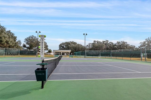 27308 RACQUET CIRCLE, Leesburg, FL 34748