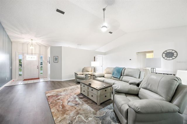 27308 RACQUET CIRCLE, Leesburg, FL 34748