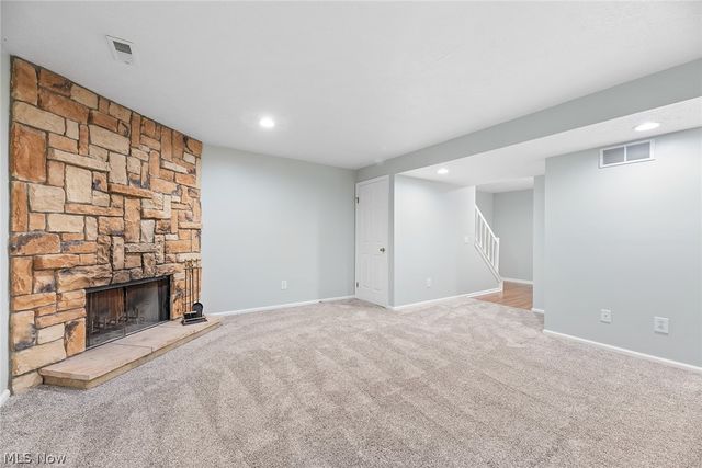 2932 Heatherwood Court, Stow, OH 44224