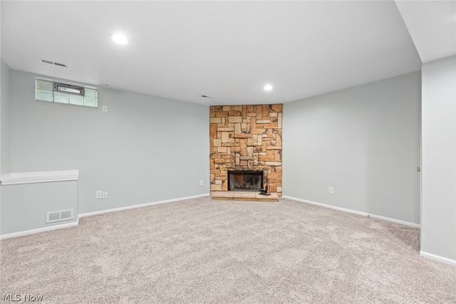 2932 Heatherwood Court, Stow, OH 44224