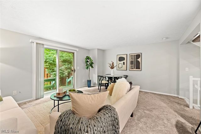 2932 Heatherwood Court, Stow, OH 44224