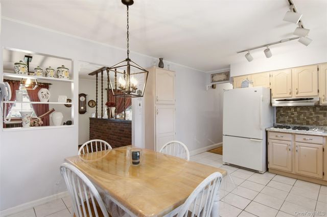 22 Berry Lane, Centereach, NY 11720