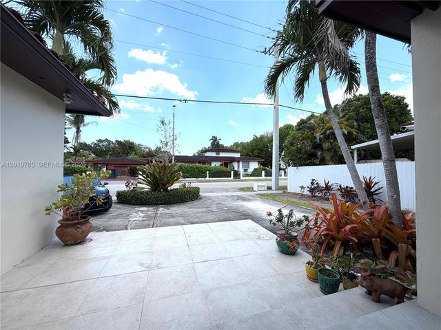 1840 SW 29th Ave 1840, Miami, FL 33145