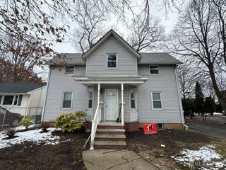 25 Garden Street 2, Edison, NJ 08817