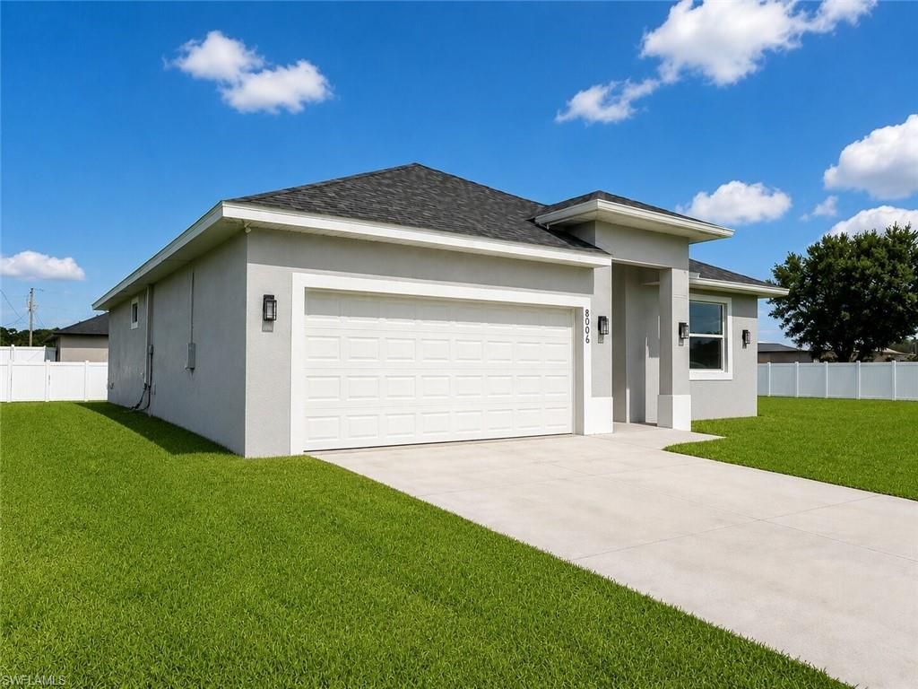 8006 Buttercup CIR, LABELLE, FL 33935 — photo 2