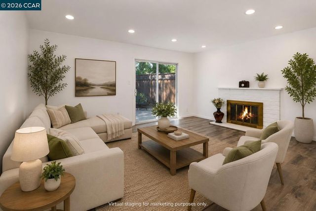 3555 Thunderbird Dr, Concord, CA 94520