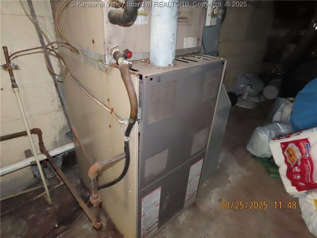 957 Hunter Road, Charleston, WV 25311