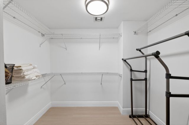 3300 Twin Lakes Terrace 102, Fort Pierce, FL 34951