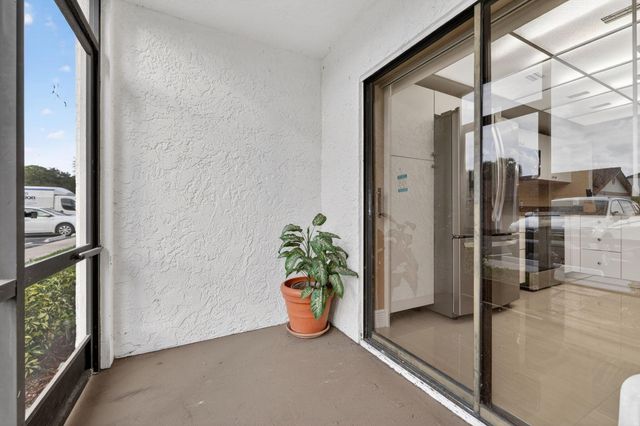 3300 Twin Lakes Terrace 102, Fort Pierce, FL 34951