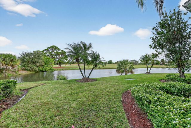 3300 Twin Lakes Terrace 102, Fort Pierce, FL 34951