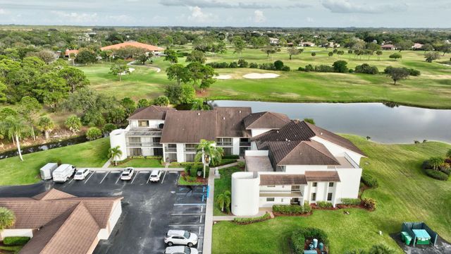 3300 Twin Lakes Terrace 102, Fort Pierce, FL 34951