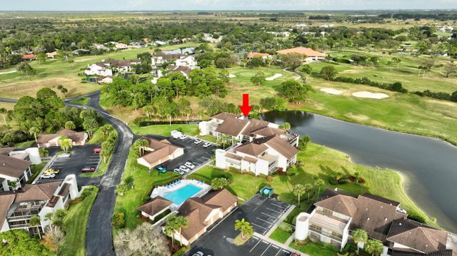3300 Twin Lakes Terrace 102, Fort Pierce, FL 34951
