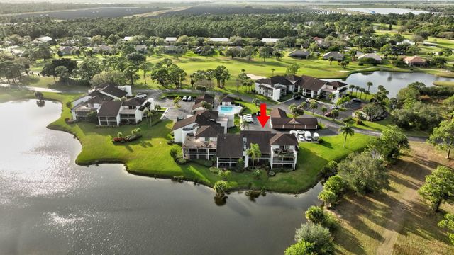 3300 Twin Lakes Terrace 102, Fort Pierce, FL 34951