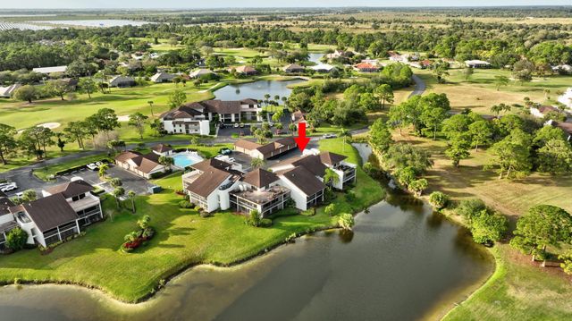 3300 Twin Lakes Terrace 102, Fort Pierce, FL 34951