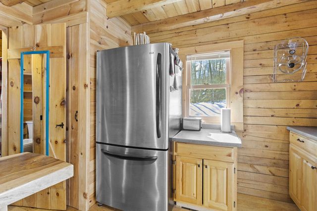 11 Beard Lane, Grafton, NH 03240