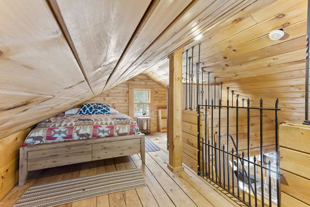 11 Beard Lane, Grafton, NH 03240