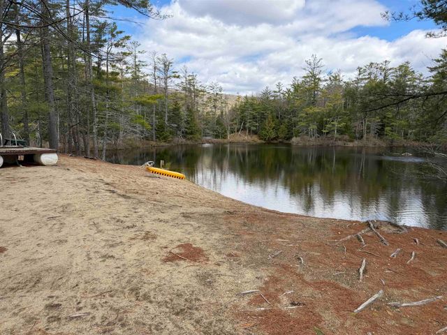 11 Beard Lane, Grafton, NH 03240