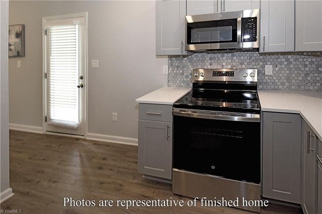 3433 Littlefield Way, Greensboro, NC 27405