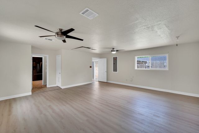 1311 Cindy Court, Cleburne, TX 76033