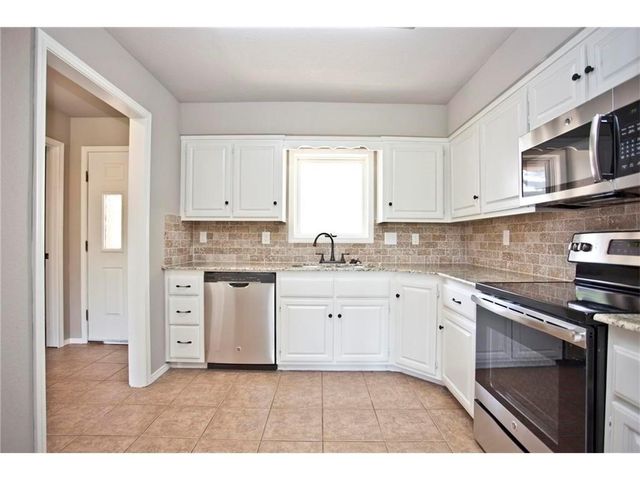 14 Shakespeare Drive, Bella Vista, AR 72714