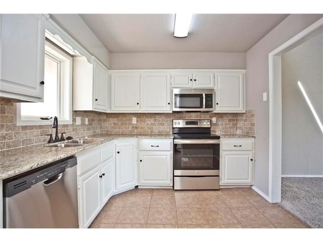 14 Shakespeare Drive, Bella Vista, AR 72714