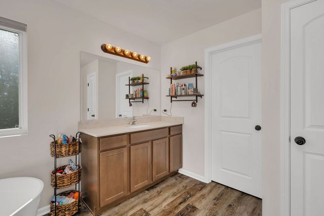 26449 S Waterford Trail, Channahon, IL 60410