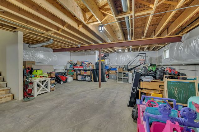 26449 S Waterford Trail, Channahon, IL 60410