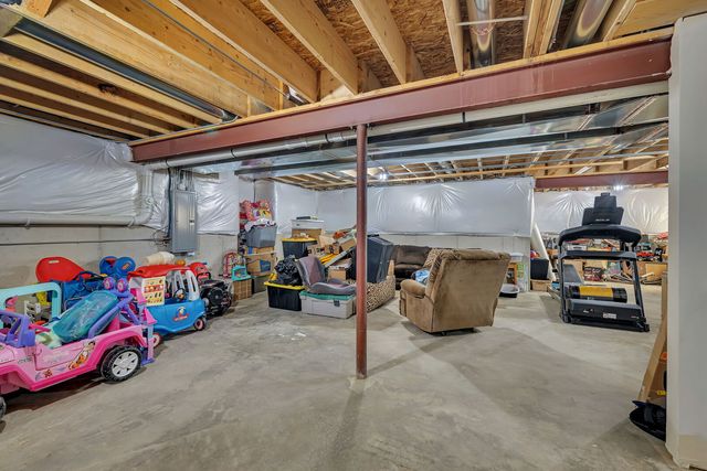 26449 S Waterford Trail, Channahon, IL 60410