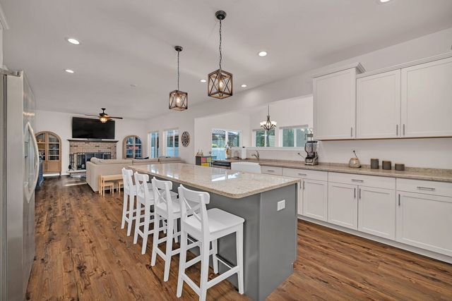 26449 S Waterford Trail, Channahon, IL 60410