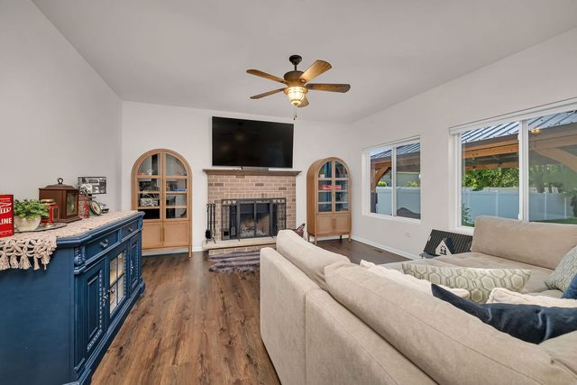 26449 S Waterford Trail, Channahon, IL 60410